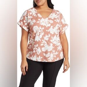 MelloDay V-Neck Short Sleeve Techno Crepe Top Size 1x Plus